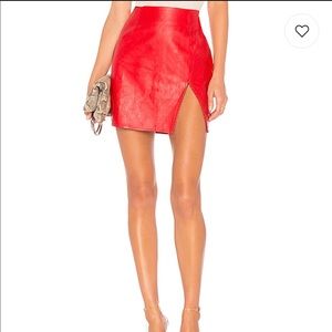 TRINITY FAUX LEATHER SKIRT IN RED
